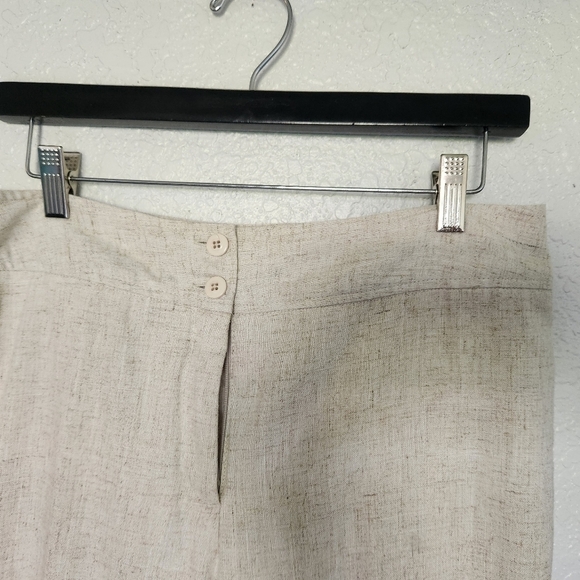 DRESSBARN Beige women's pants, size 8 - Picture 4 of 8